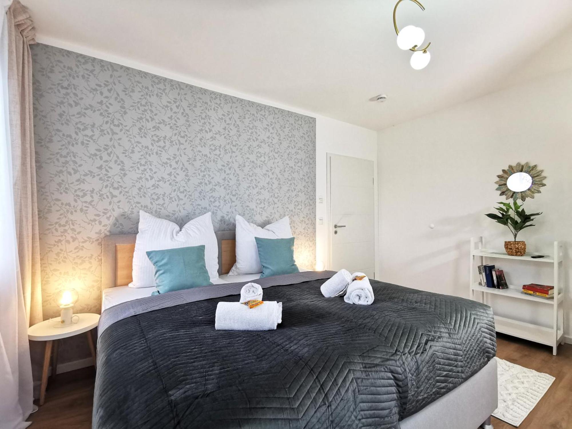 Bohnapartments Haus Zocheblick - 2 Kostenlose Parkplaetze - Sehr Ruhig - 4 Schlafzimmer - Neubau - Vollausstattung - Wlan Hoppegarten Esterno foto
