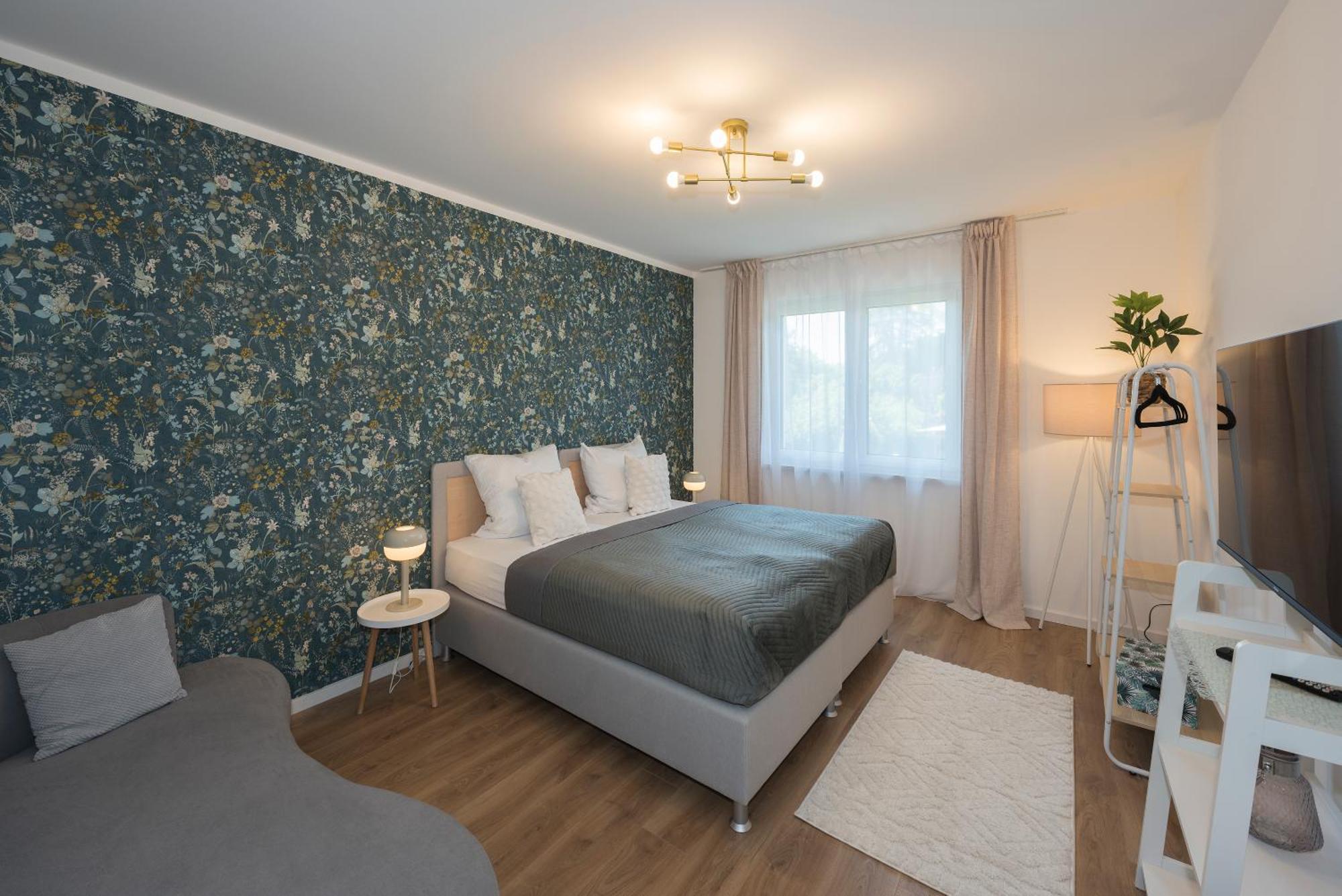 Bohnapartments Haus Zocheblick - 2 Kostenlose Parkplaetze - Sehr Ruhig - 4 Schlafzimmer - Neubau - Vollausstattung - Wlan Hoppegarten Esterno foto