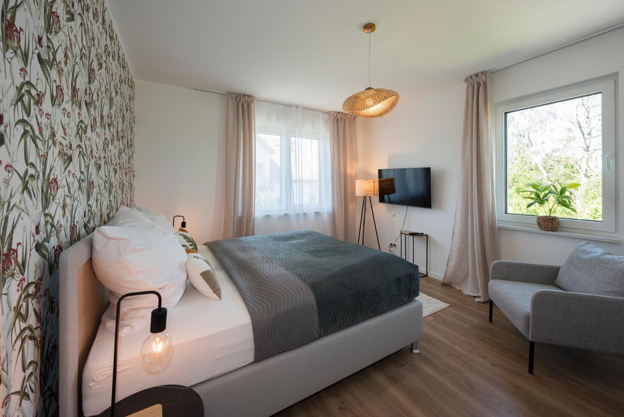 Bohnapartments Haus Zocheblick - 2 Kostenlose Parkplaetze - Sehr Ruhig - 4 Schlafzimmer - Neubau - Vollausstattung - Wlan Hoppegarten Esterno foto
