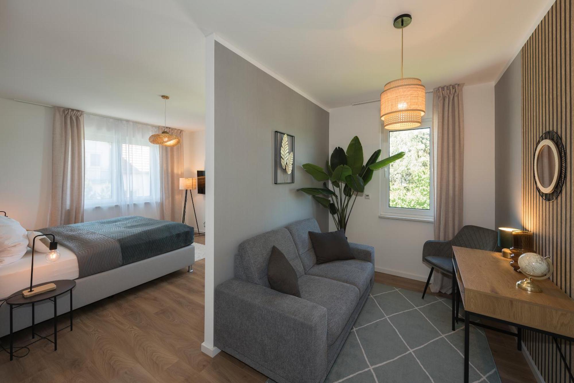 Bohnapartments Haus Zocheblick - 2 Kostenlose Parkplaetze - Sehr Ruhig - 4 Schlafzimmer - Neubau - Vollausstattung - Wlan Hoppegarten Esterno foto