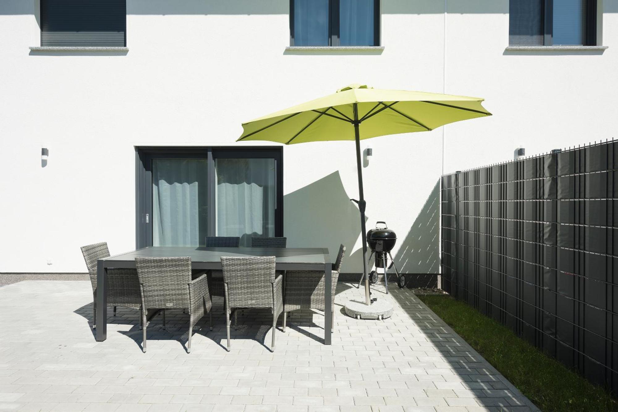 Bohnapartments Haus Zocheblick - 2 Kostenlose Parkplaetze - Sehr Ruhig - 4 Schlafzimmer - Neubau - Vollausstattung - Wlan Hoppegarten Esterno foto